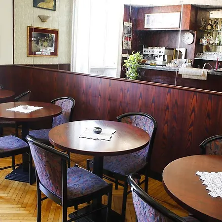 Hotel Garisenda 2*
